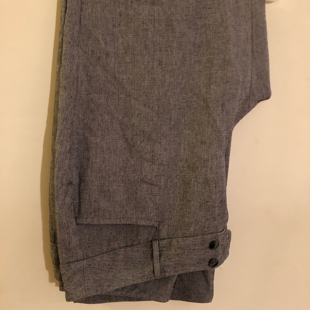Rafaella trousers. Size 16W. B&W textured print.